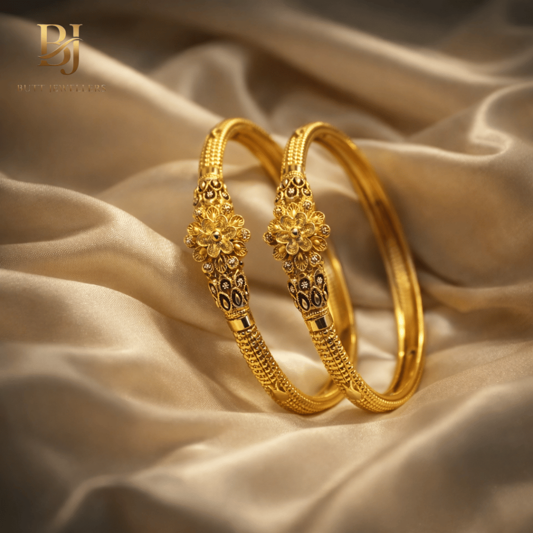 Noor 21K Gold Bangle